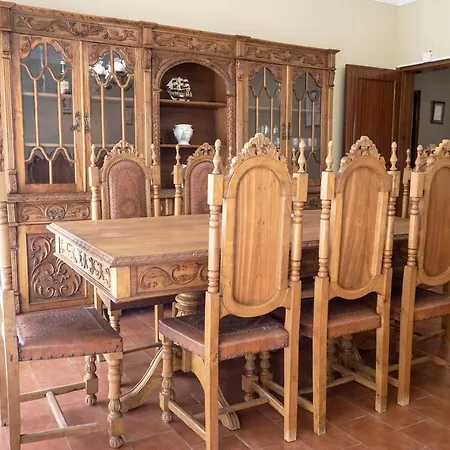 Rua Gil Eanes Apartamento *